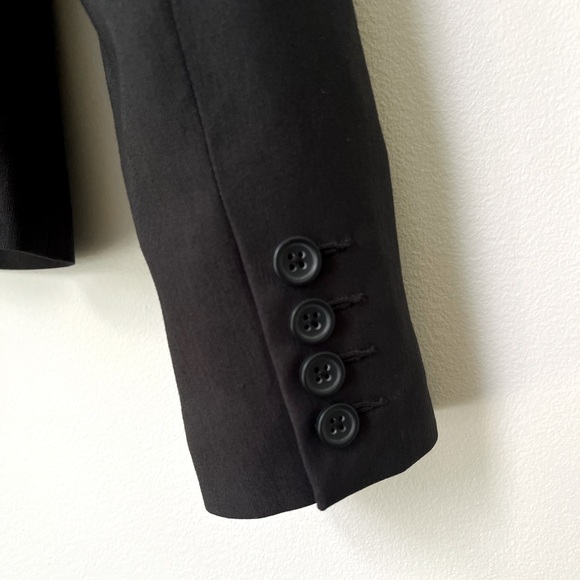 EUC Express Design Studio Two Button Blazer - Black - Size 8 - Picture 6 of 14